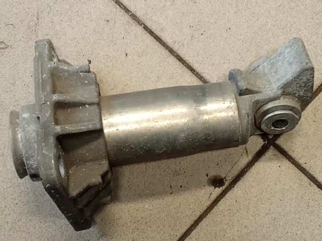 bontott AUDI A4 B6 Bal Lökhárító Tartó Nyúlványvég