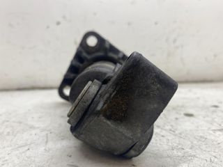 bontott AUDI A4 B6 Bal Lökhárító Tartó Nyúlványvég