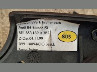 bontott AUDI A4 B6 Bal Műszerfal Díszléc