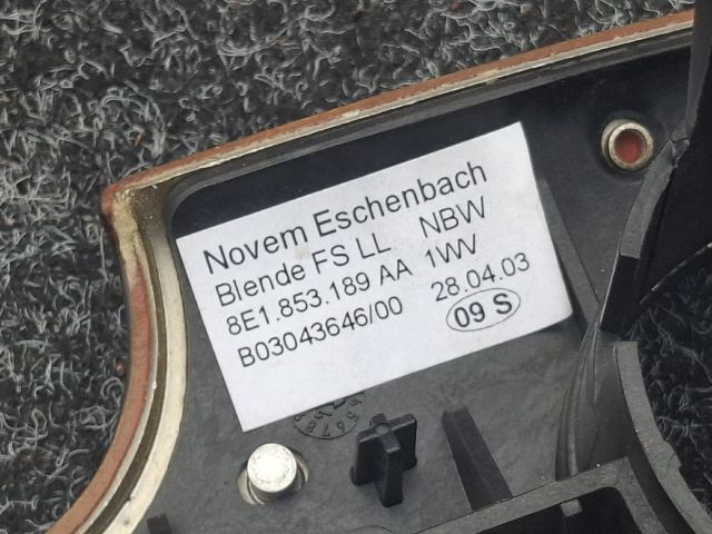 bontott AUDI A4 B6 Bal Műszerfal Díszléc