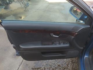 bontott AUDI A4 B6 Bal Napellenző