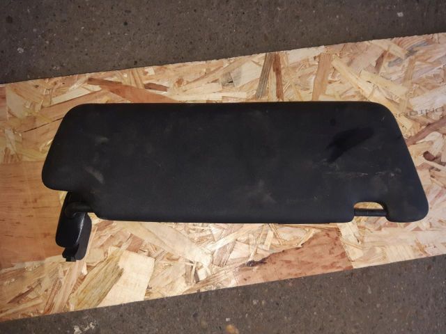 bontott AUDI A4 B6 Bal Napellenző