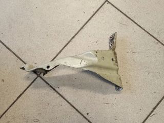 bontott AUDI A4 B6 Bal Sárvédő Oldaltartó