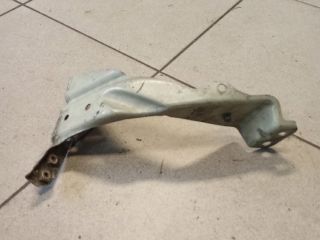 bontott AUDI A4 B6 Bal Sárvédő Oldaltartó