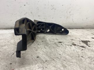 bontott AUDI A4 B6 Bal Sárvédő Oldaltartó