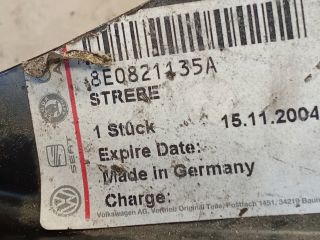 bontott AUDI A4 B6 Bal Sárvédő Oldaltartó