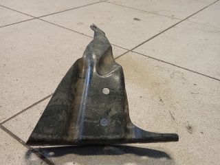 bontott AUDI A4 B6 Bal Sárvédő Oldaltartó