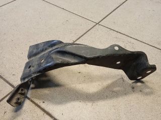 bontott AUDI A4 B6 Bal Sárvédő Oldaltartó