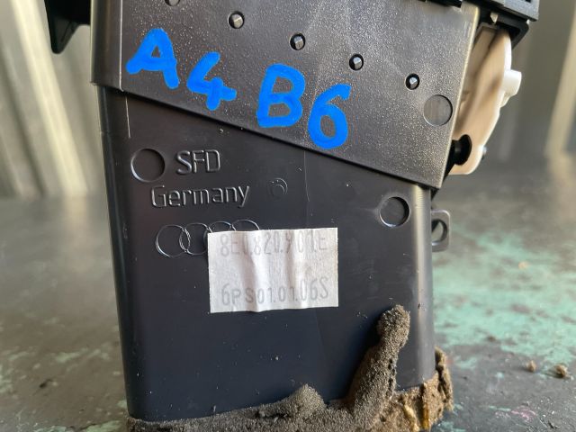 bontott AUDI A4 B6 Bal Szellőző