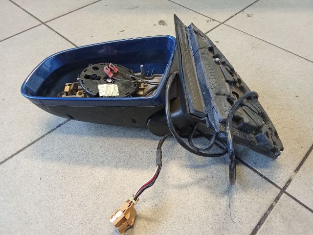 bontott AUDI A4 B6 Bal Visszapillantó Tükör Burkolat