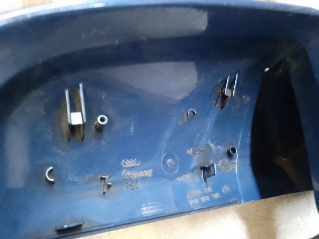 bontott AUDI A4 B6 Bal Visszapillantó Tükör Burkolat