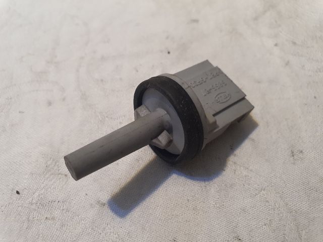 bontott AUDI A4 B6 Belső Hőmérséklet Érzékelő