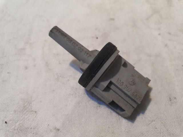 bontott AUDI A4 B6 Belső Hőmérséklet Érzékelő