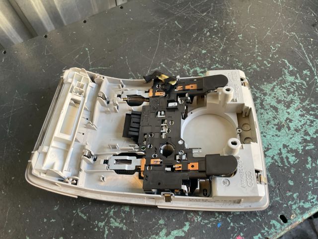 bontott AUDI A4 B6 Belső Világítás Tetőablak Vezérlővel