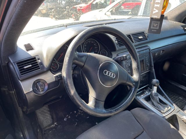 bontott AUDI A4 B6 Beltér Világítás Első