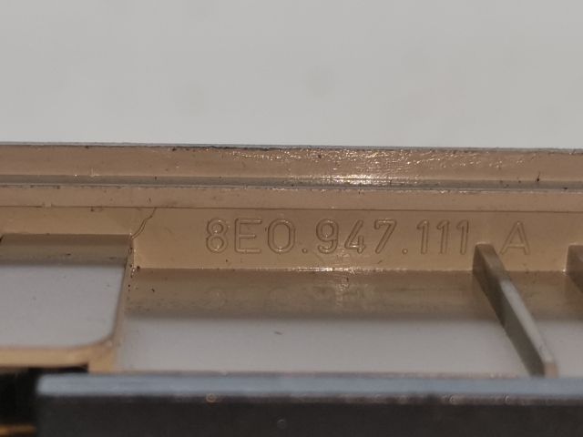 bontott AUDI A4 B6 Beltér Világítás Hátsó