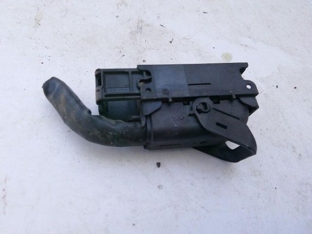 bontott AUDI A4 B6 Csatlakozó