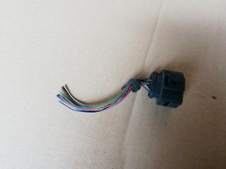 bontott AUDI A4 B6 Csatlakozó