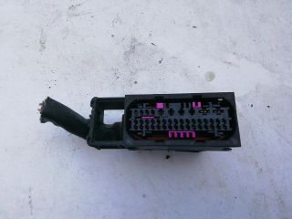 bontott AUDI A4 B6 Csatlakozó