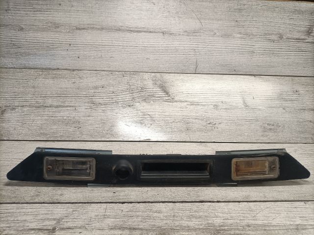 bontott AUDI A4 B6 Csomagtér Nyitó Kar / Gomb