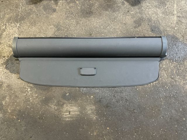 bontott AUDI A4 B6 Csomagtér Roló