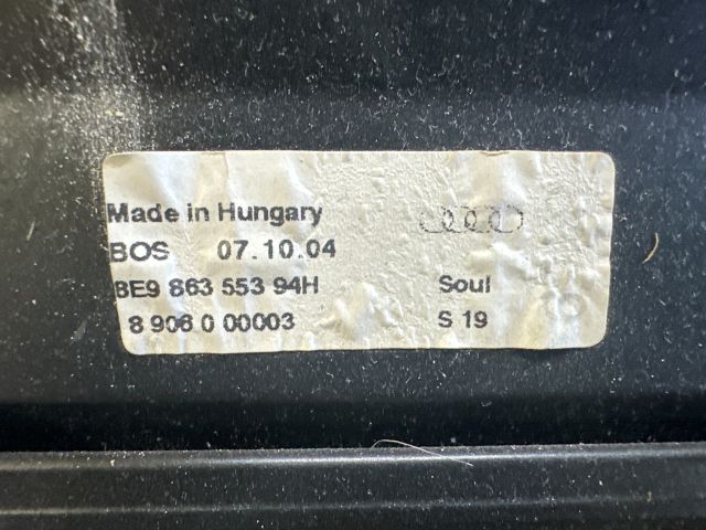 bontott AUDI A4 B6 Csomagtér Roló