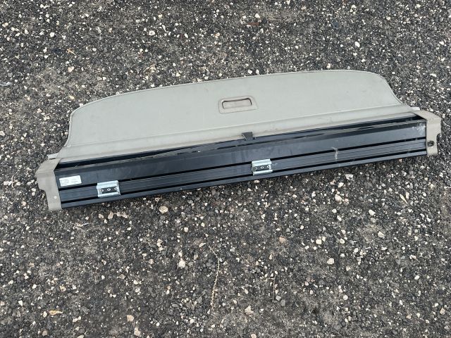 bontott AUDI A4 B6 Csomagtér Roló