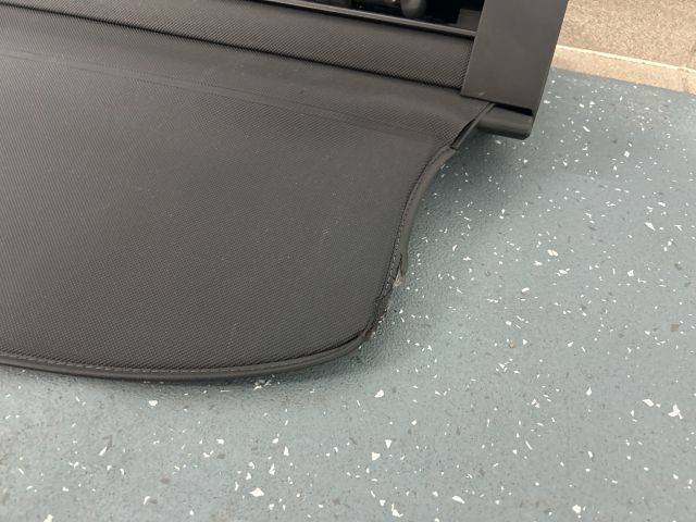 bontott AUDI A4 B6 Csomagtér Roló