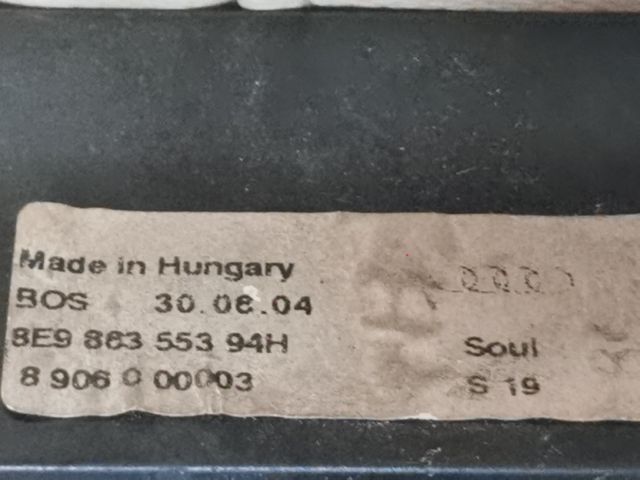 bontott AUDI A4 B6 Csomagtér Roló