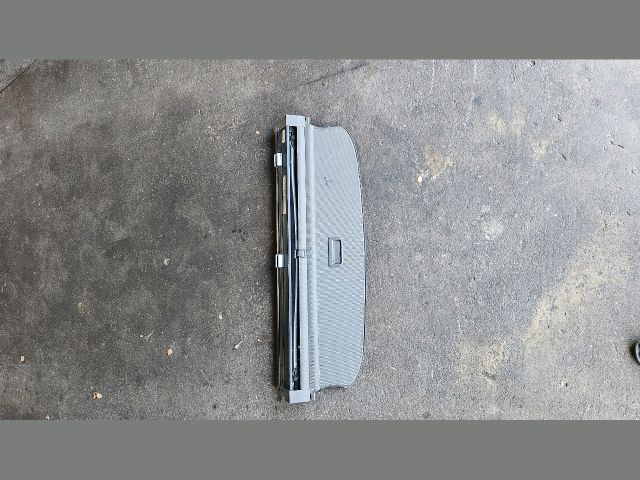 bontott AUDI A4 B6 Csomagtér Roló