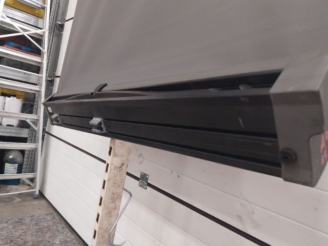 bontott AUDI A4 B6 Csomagtér Roló