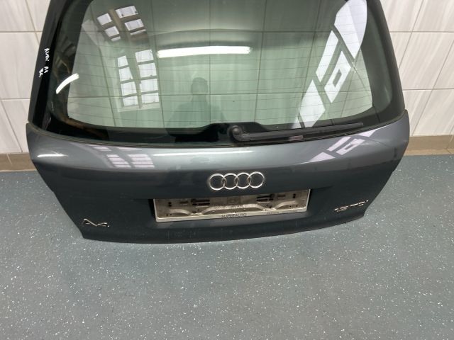 bontott AUDI A4 B6 Csomagtérajtó (Részeivel)