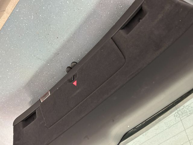 bontott AUDI A4 B6 Csomagtérajtó (Részeivel)