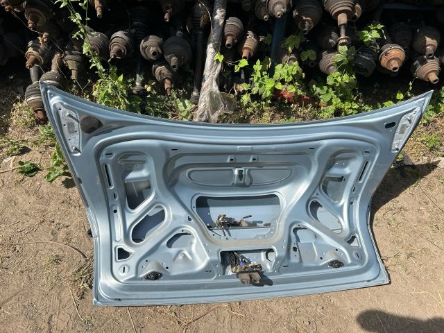 bontott AUDI A4 B6 Csomagtérajtó (Részeivel)