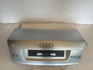 bontott AUDI A4 B6 Csomagtérajtó (Részeivel)