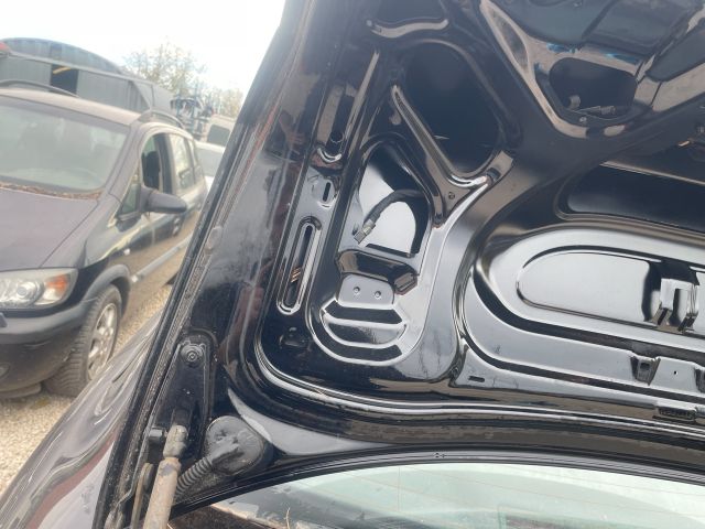 bontott AUDI A4 B6 Csomagtérajtó (Üres lemez)