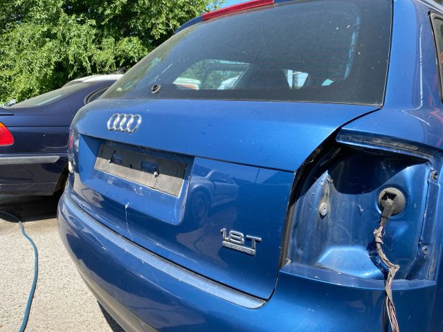 bontott AUDI A4 B6 Csomagtérajtó (Üres lemez)