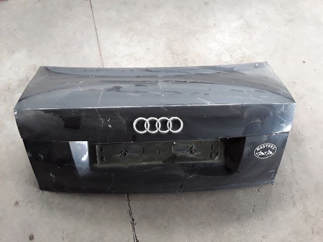 bontott AUDI A4 B6 Csomagtérajtó (Üres lemez)