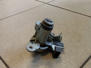 bontott AUDI A4 B6 Csomagtérajtó Zárszerkezet