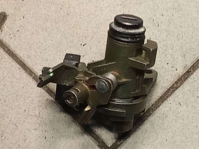 bontott AUDI A4 B6 Csomagtérajtó Zárszerkezet