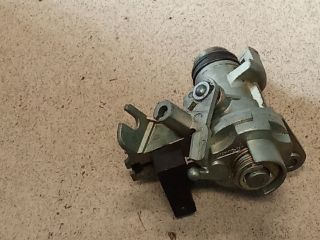 bontott AUDI A4 B6 Csomagtérajtó Zárszerkezet