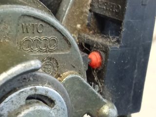 bontott AUDI A4 B6 Csomagtérajtó Zárszerkezet