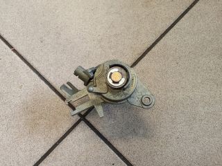 bontott AUDI A4 B6 Csomagtérajtó Zárszerkezet