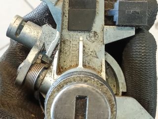 bontott AUDI A4 B6 Csomagtérajtó Zárszerkezet