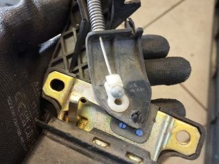 bontott AUDI A4 B6 Csomagtérajtó Zárszerkezet