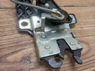 bontott AUDI A4 B6 Csomagtérajtó Zárszerkezet