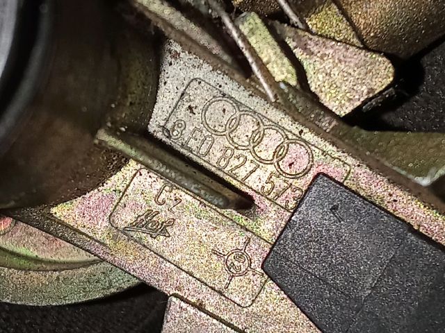 bontott AUDI A4 B6 Csomagtérajtó Zárszerkezet