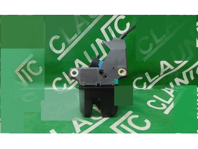 bontott AUDI A4 B6 Csomagtérajtó Zárszerkezet