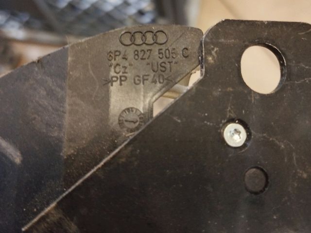 bontott AUDI A4 B6 Csomagtérajtó Zárszerkezet