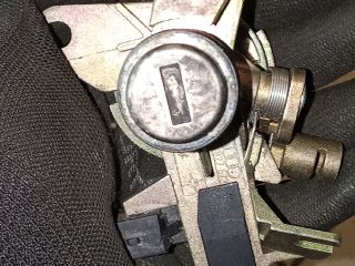 bontott AUDI A4 B6 Csomagtérajtó Zárszerkezet